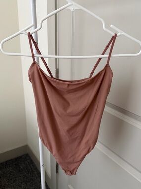 SKIMS Fits Everybody Cami Bodysuit